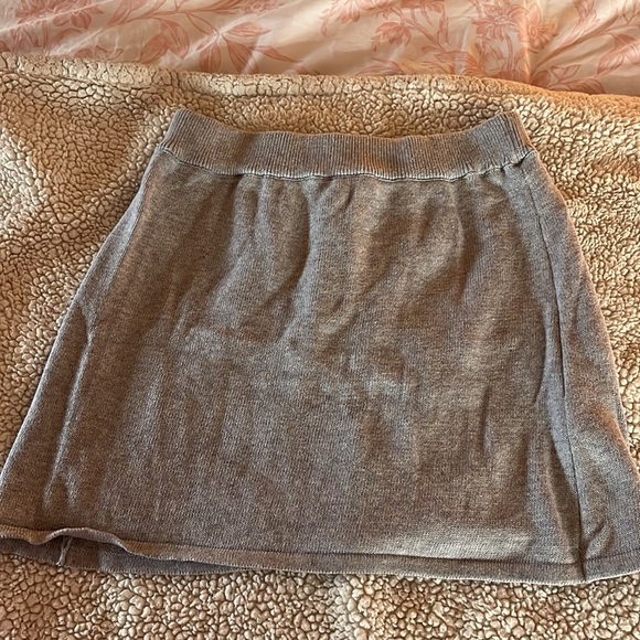 Djerf avanue grey knit skirt - Picture 2 of 4